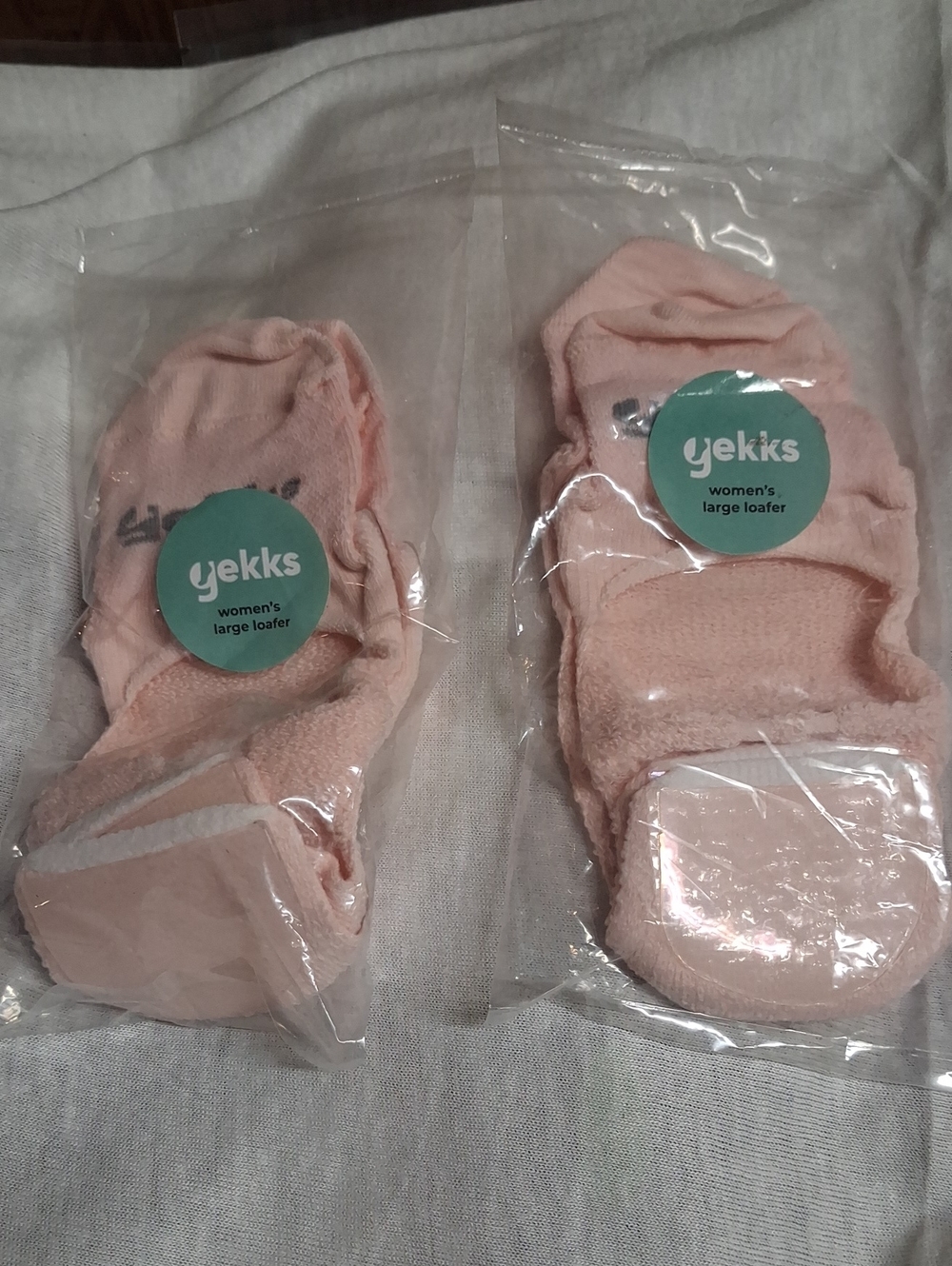 NWT 2 Pair Pink Gekks Loafer Socks Sz. Large